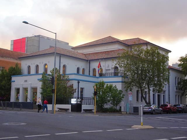Geelong. The old Courthouse in Gheringhap Street. It was built in 1880. Around 1930 it was transformed into a Spanish Mission Art Deco building with terracotta roof. Now used for community arts.